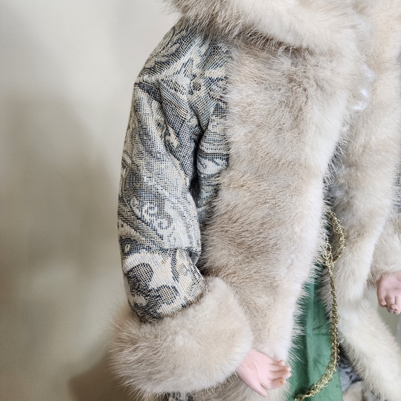 Vintage 24" Ceramic Father Christmas on Wooden Base Tapestry Fur Trim Coat Santa - Picture 4 of 9